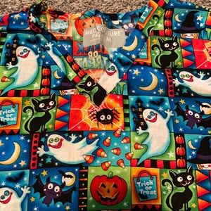 Med Couture Medium scrub top